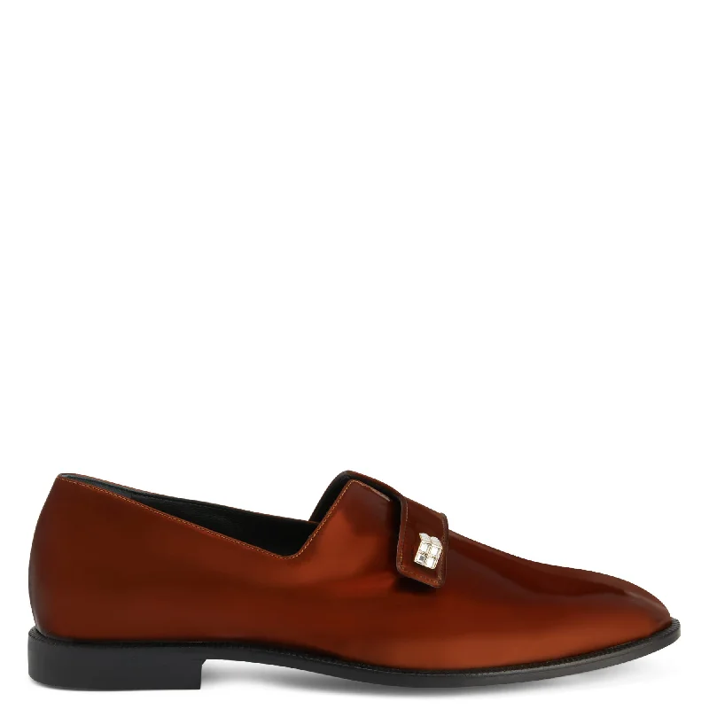 Men's loafers with a perforated leather upper for ventilation Men's loafers with a perforated leather upper for ventilation Giuseppe Zanotti Marty Men's loafers with a perforated leather upper for ventilation Men's loafers with a perforated leather upper for ventilation Giuseppe Zanotti Marty