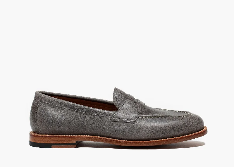 Men's loafers with a smooth leather finish Men's loafers with a smooth leather finish Traveler Penny Storm Kudu Men's loafers with a smooth leather finish Men's loafers with a smooth leather finish Traveler Penny Storm Kudu