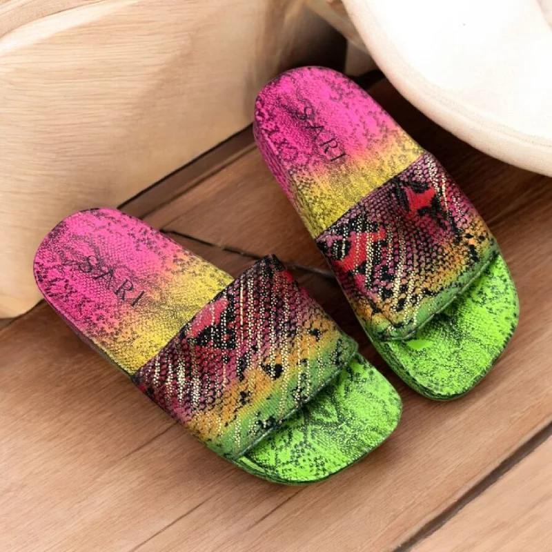 Men's slippers with a memory foam insole Multi slipper