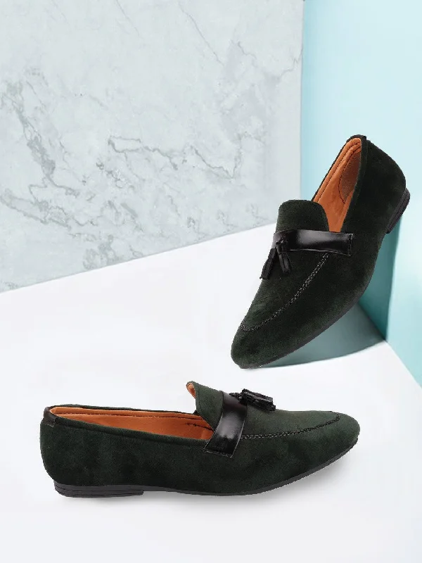 Men's casual shoes with a logo patch on the tongue Men Mehandi Casual Velvet Slip-On Loafers Men's casual shoes with a logo patch on the tongue Men Mehandi Casual Velvet Slip-On Loafers