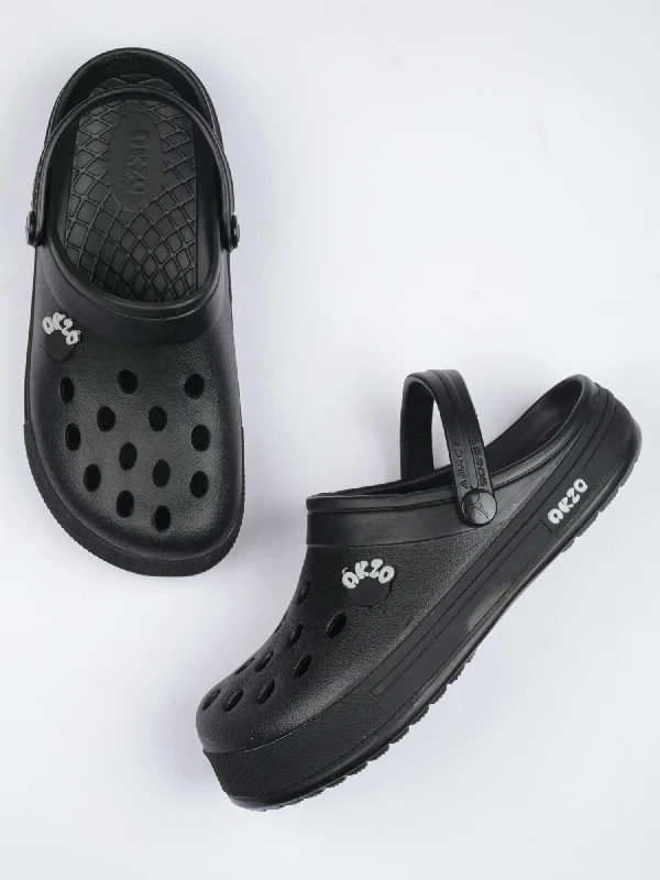 Men's sandals with a pointed toe for a stylish look Men's sandals with a pointed toe for a stylish look ZCB-0802 CLOGS FOR BOYS Men's sandals with a pointed toe for a stylish look Men's sandals with a pointed toe for a stylish look ZCB-0802 CLOGS FOR BOYS
