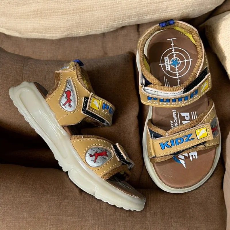 Men's slippers with a rubber sole for outdoor use Kids brown sandal