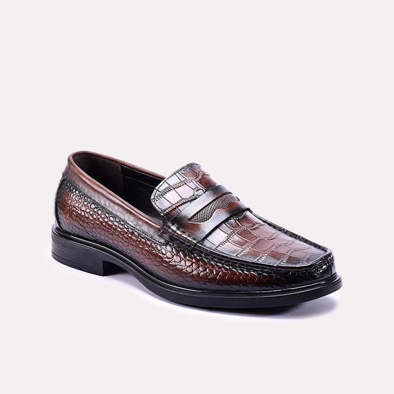 Men's loafers with a moc - toe design Men's loafers with a moc - toe design Loafer Shoes Brown 0130923 Men's loafers with a moc - toe design Men's loafers with a moc - toe design Loafer Shoes Brown 0130923
