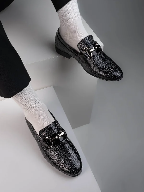 Men's loafers with a moc - toe design Men's loafers with a moc - toe design Alberto Torresi Nancy Horsebit Penny Loafers Men's loafers with a moc - toe design Men's loafers with a moc - toe design Alberto Torresi Nancy Horsebit Penny Loafers
