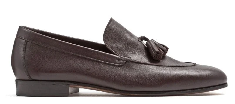 Men's leather loafers with a penny slot Men's leather loafers with a penny slot LOAFER UNLINED WITH TASSELS CALF LEATHER Men's leather loafers with a penny slot Men's leather loafers with a penny slot LOAFER UNLINED WITH TASSELS CALF LEATHER