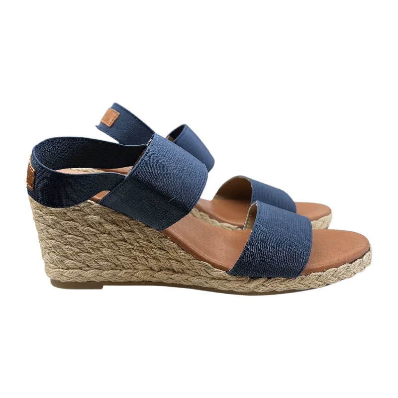 Men's sandals with a shock - absorbing insole Men's sandals with a shock - absorbing insole Sandals Heels Wedge By Tommy Bahama In Blue, Size:7.5 Men's sandals with a shock - absorbing insole Men's sandals with a shock - absorbing insole Sandals Heels Wedge By Tommy Bahama In Blue, Size:7.5