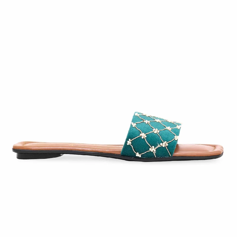 Men's slippers with a non - slip outsole for safety Green Casual Slipper CL1520
