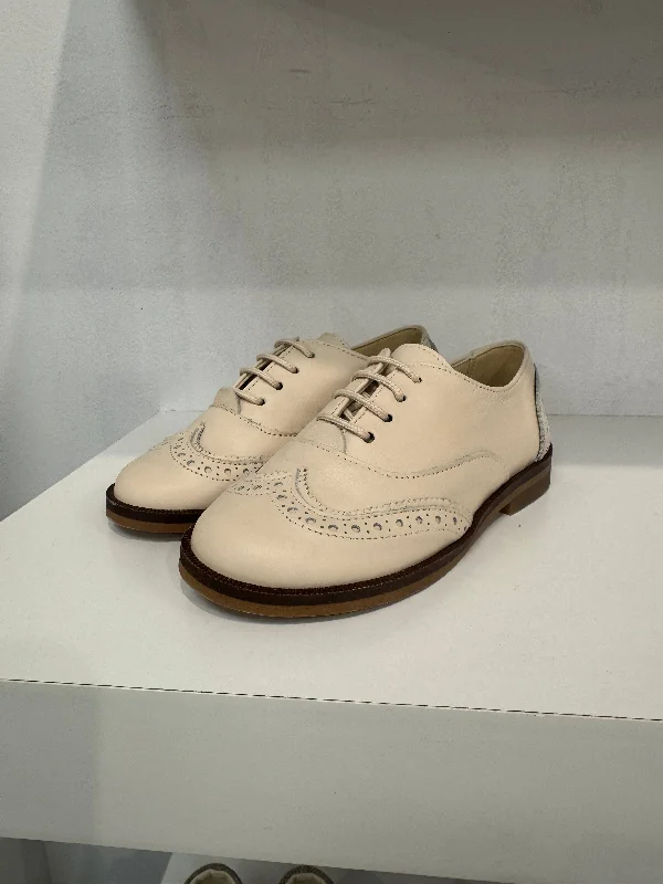 Men's formal shoes with a rubber heel cap for durability Men's formal shoes with a rubber heel cap for durability Andanines Sava Beige Dress Shoe Men's formal shoes with a rubber heel cap for durability Men's formal shoes with a rubber heel cap for durability Andanines Sava Beige Dress Shoe