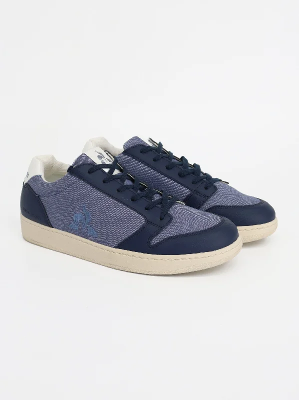 Men's casual shoes with a soft insole for cushioning Men's Brand Logo Embroidered Sneakers,Navy