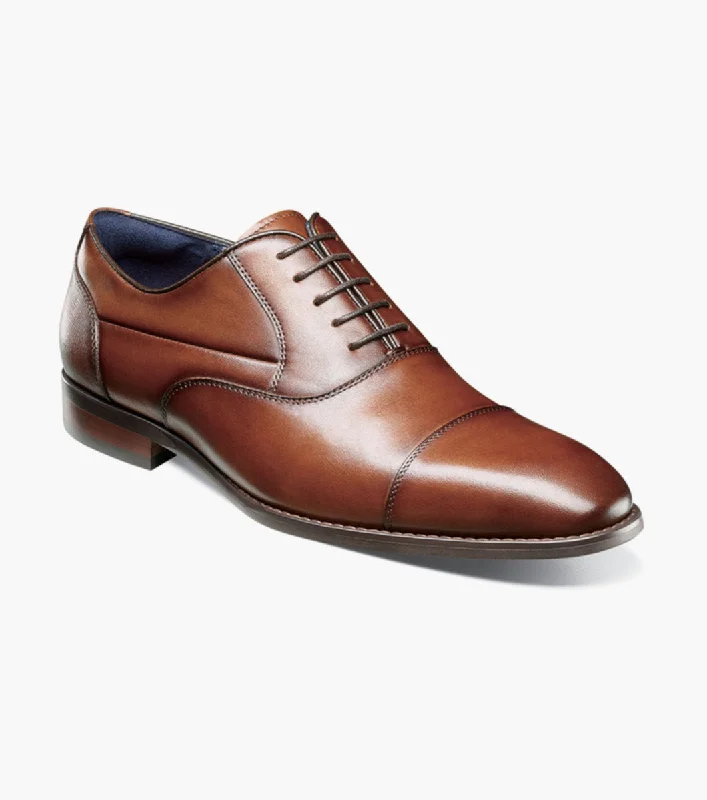 Men's formal shoes with a wingtip design Men's formal shoes with a wingtip design Stacy Adams KALLUM Cap Toe Oxford Shoes - Cognac Men's formal shoes with a wingtip design Men's formal shoes with a wingtip design Stacy Adams KALLUM Cap Toe Oxford Shoes - Cognac