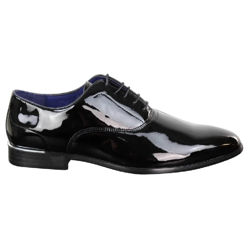 Men's formal shoes with a wingtip design Men's formal shoes with a wingtip design Laced Patent Faux Leather Smart Shoes Men's formal shoes with a wingtip design Men's formal shoes with a wingtip design Laced Patent Faux Leather Smart Shoes