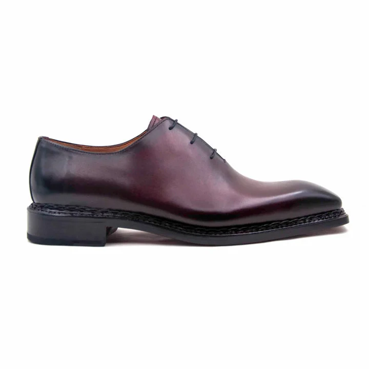 Men's formal shoes with a wingtip design Men's formal shoes with a wingtip design Jason Sr Wholecut Lace Up Shoes - Burgundy Men's formal shoes with a wingtip design Men's formal shoes with a wingtip design Jason Sr Wholecut Lace Up Shoes - Burgundy