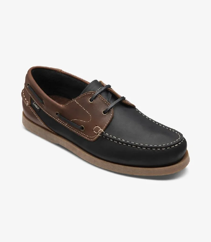 Men's casual shoes with a low - profile design LOAKE Lymington - Lace up moccasin shoe - Navy/Brown Nubuck Men's casual shoes with a low - profile design LOAKE Lymington - Lace up moccasin shoe - Navy/Brown Nubuck