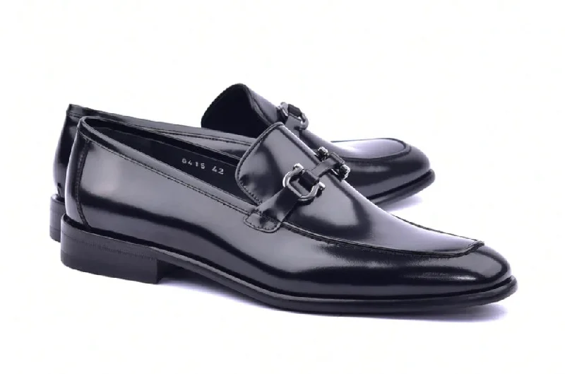 Men's formal shoes with a contrast stitching detail Men's formal shoes with a contrast stitching detail Corrente 6415 Calfskin slip-on Loafer  - Black
