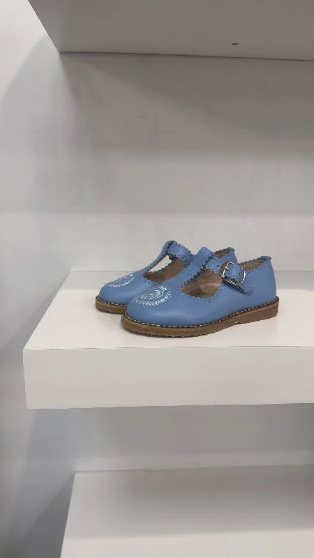 Men's formal shoes with a polished shine Men's formal shoes with a polished shine Don Louis light blue Embroidered T Bar