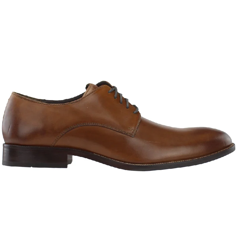 Men's formal shoes with a padded insole for comfort Men's formal shoes with a padded insole for comfort Benton II Oxford Cap Toe Dress Shoes