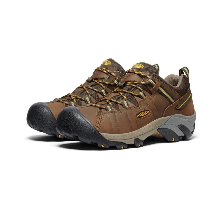 Men's casual shoes with a logo patch on the tongue Keen Targhee II Waterproof Shoe Men's casual shoes with a logo patch on the tongue Keen Targhee II Waterproof Shoe