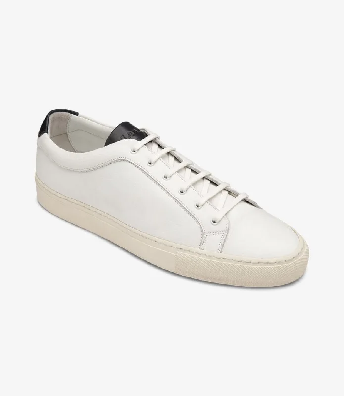 Men's casual shoes with a thick sole for added height LOAKE Dash - Leather Sneakers - White Men's casual shoes with a thick sole for added height LOAKE Dash - Leather Sneakers - White