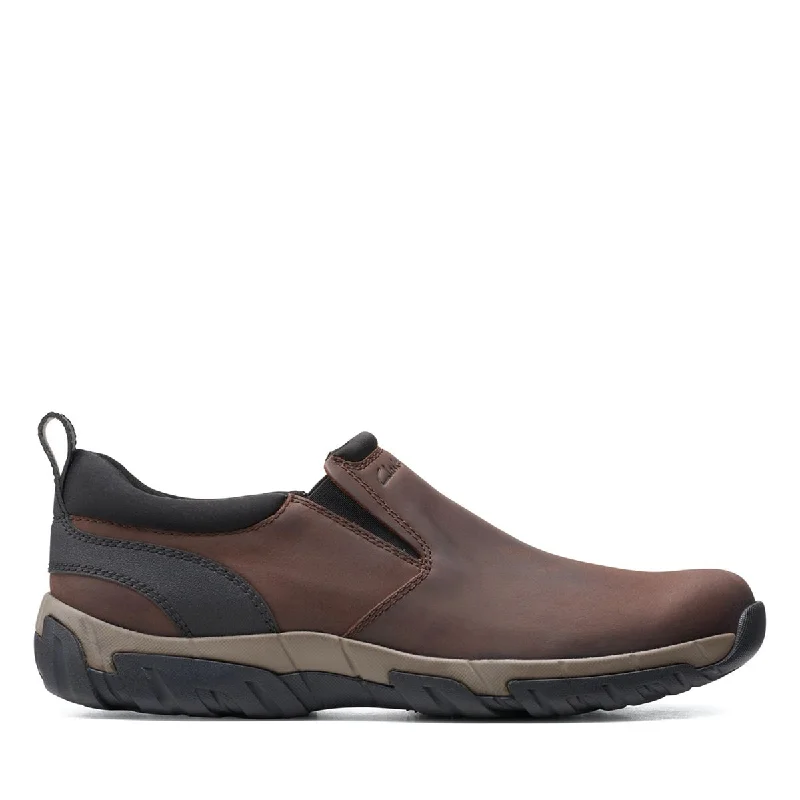 Men's casual shoes with a logo patch on the tongue Clarks Grove Step 53548