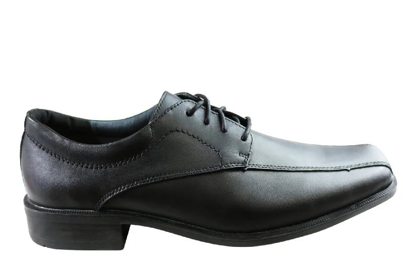 Men's formal shoes with a contrast stitching detail Men's formal shoes with a contrast stitching detail Slatters Hampton Mens Comfortable Leather Lace Up Dress Shoes Men's formal shoes with a contrast stitching detail Men's formal shoes with a contrast stitching detail Slatters Hampton Mens Comfortable Leather Lace Up Dress Shoes