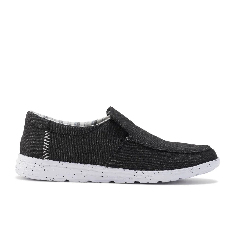 Men's casual shoes with a logo patch on the tongue WALLAS