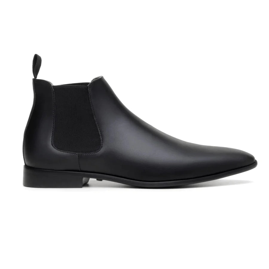 Men's formal shoes with a contrast stitching detail Men's formal shoes with a contrast stitching detail 'Sterling' wide-fit (EEE) men's vegan Chelsea by Zette Shoes - black Men's formal shoes with a contrast stitching detail Men's formal shoes with a contrast stitching detail 'Sterling' wide-fit (EEE) men's vegan Chelsea by Zette Shoes - black