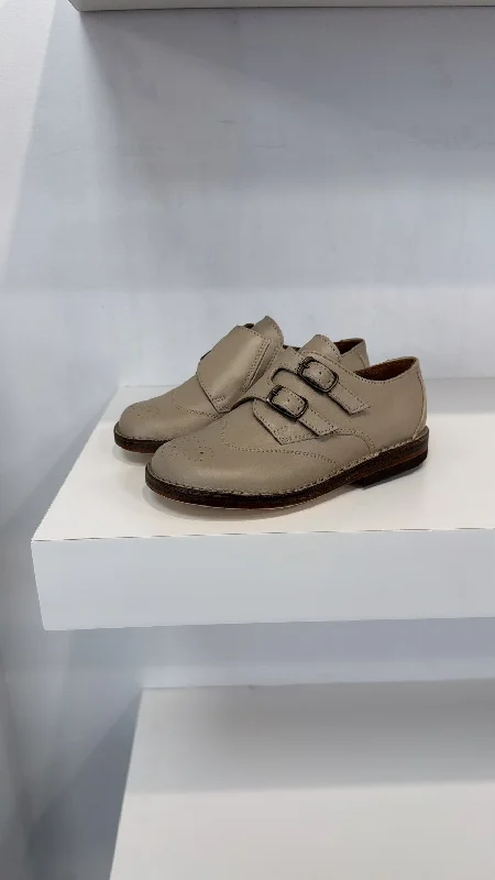 Men's formal shoes with a wingtip design Men's formal shoes with a wingtip design Pepe Stone Monk Shoe Men's formal shoes with a wingtip design Men's formal shoes with a wingtip design Pepe Stone Monk Shoe
