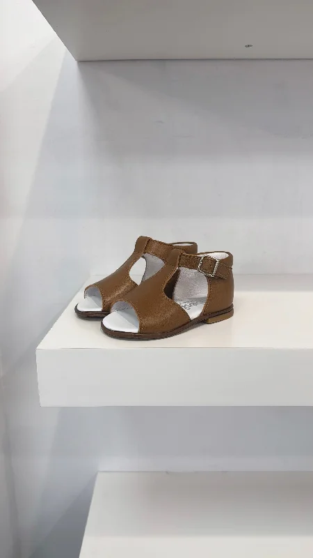 Men's formal shoes with a contrast stitching detail Men's formal shoes with a contrast stitching detail Beberlis Luggage Brown T-Strap Open Toe Sandal Men's formal shoes with a contrast stitching detail Men's formal shoes with a contrast stitching detail Beberlis Luggage Brown T-Strap Open Toe Sandal