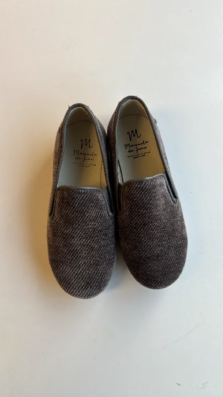 Men's formal shoes with a double monk strap Men's formal shoes with a double monk strap Manuela Gray Corduroy Benji Smoking Shoe Men's formal shoes with a double monk strap Men's formal shoes with a double monk strap Manuela Gray Corduroy Benji Smoking Shoe