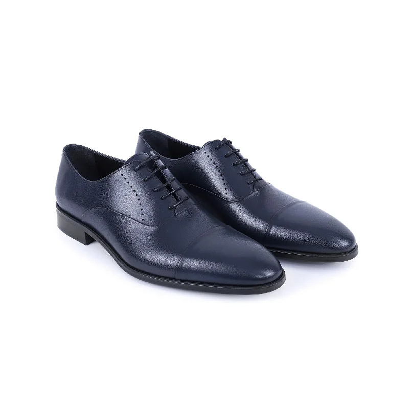 Men's leather formal Oxford shoes with a cap toe Men's leather formal Oxford shoes with a cap toe Dinero Cap Toe Oxford Dress Shoes Men's leather formal Oxford shoes with a cap toe Men's leather formal Oxford shoes with a cap toe Dinero Cap Toe Oxford Dress Shoes
