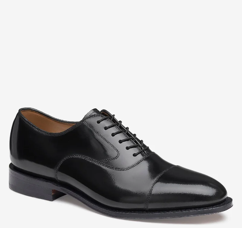 Men's leather formal Oxford shoes with a cap toe Men's leather formal Oxford shoes with a cap toe Melton Cap Toe Shoes - Black Men's leather formal Oxford shoes with a cap toe Men's leather formal Oxford shoes with a cap toe Melton Cap Toe Shoes - Black