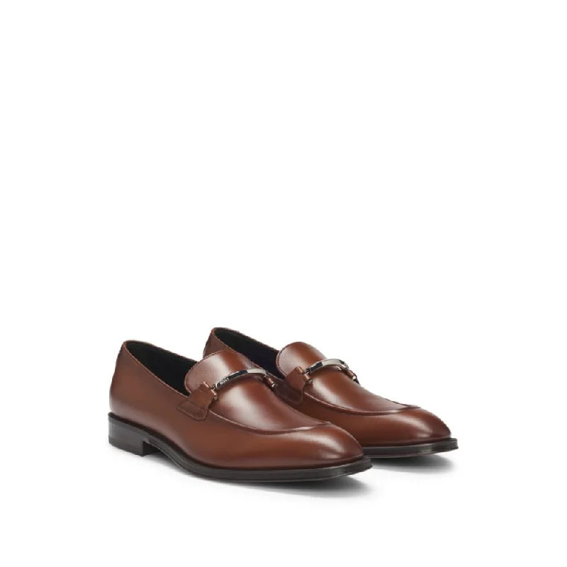 Men's formal shoes with a buckle closure Men's formal shoes with a buckle closure Leather loafers with branded hardware Men's formal shoes with a buckle closure Men's formal shoes with a buckle closure Leather loafers with branded hardware