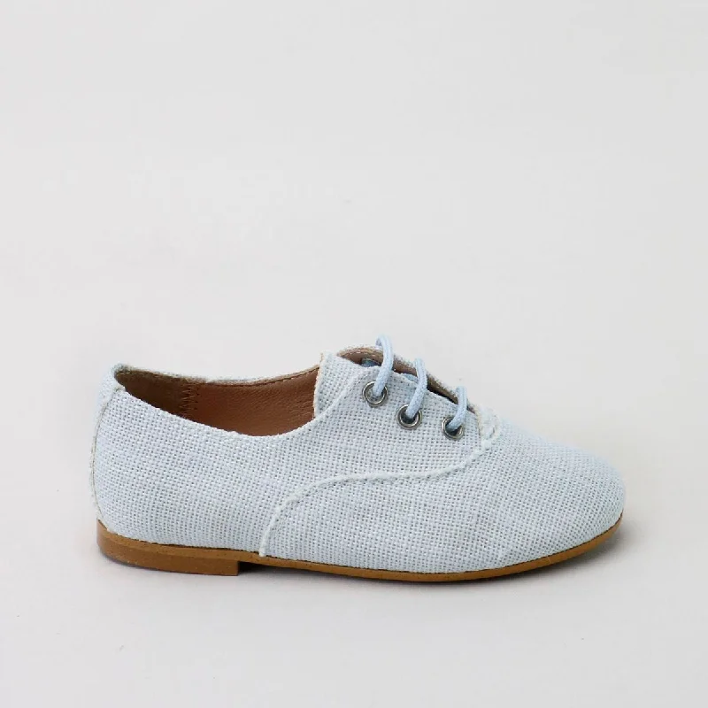 Men's formal shoes with a wingtip design Men's formal shoes with a wingtip design Papanatas Sky Linen Oxford Men's formal shoes with a wingtip design Men's formal shoes with a wingtip design Papanatas Sky Linen Oxford