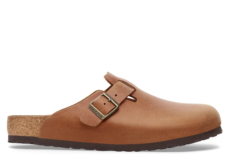 Men's casual shoes with a logo patch on the tongue BIRKENSTOCK - BOSTON - NARROW - OILED LEATHER Men's casual shoes with a logo patch on the tongue BIRKENSTOCK - BOSTON - NARROW - OILED LEATHER