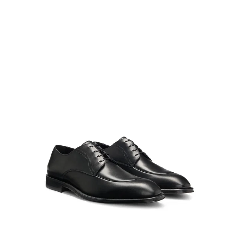 Men's formal shoes with a wingtip design Men's formal shoes with a wingtip design Leather Derby shoes with apron toe Men's formal shoes with a wingtip design Men's formal shoes with a wingtip design Leather Derby shoes with apron toe