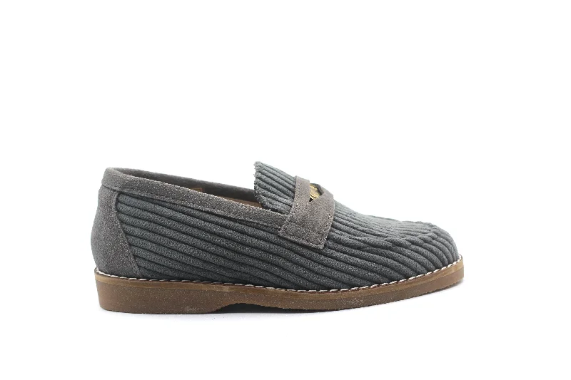 Men's formal shoes with a polished shine Men's formal shoes with a polished shine Don Louis Gray Corduroy Penny Loafer Men's formal shoes with a polished shine Men's formal shoes with a polished shine Don Louis Gray Corduroy Penny Loafer