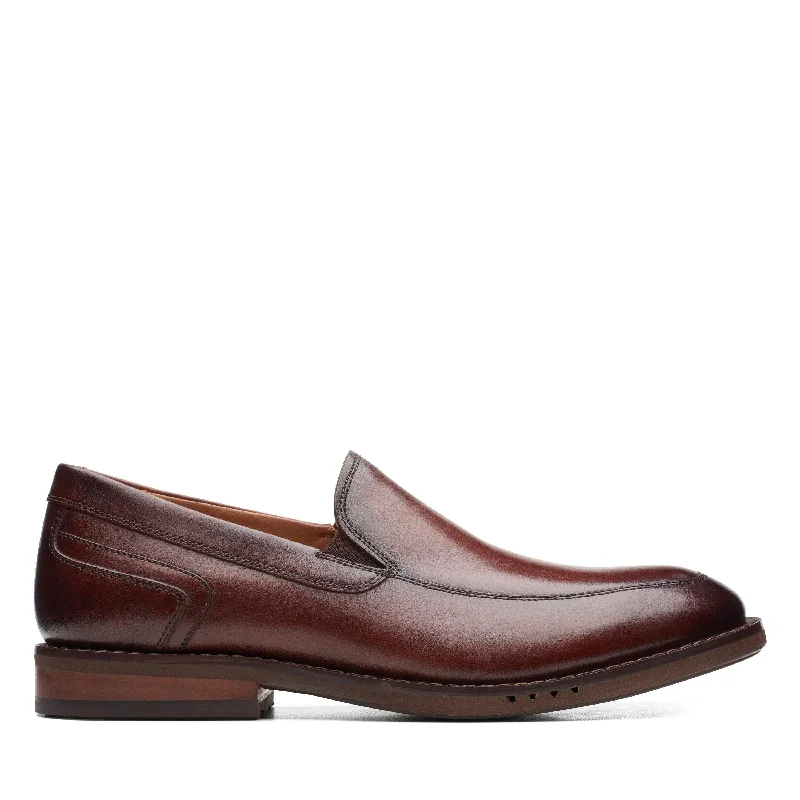 Men's leather formal Oxford shoes with a cap toe Men's leather formal Oxford shoes with a cap toe Clarks Un Hugh Step in Brown Leather Men's leather formal Oxford shoes with a cap toe Men's leather formal Oxford shoes with a cap toe Clarks Un Hugh Step in Brown Leather