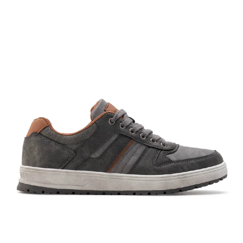 Men's casual shoes with a soft insole for cushioning DUNCAN