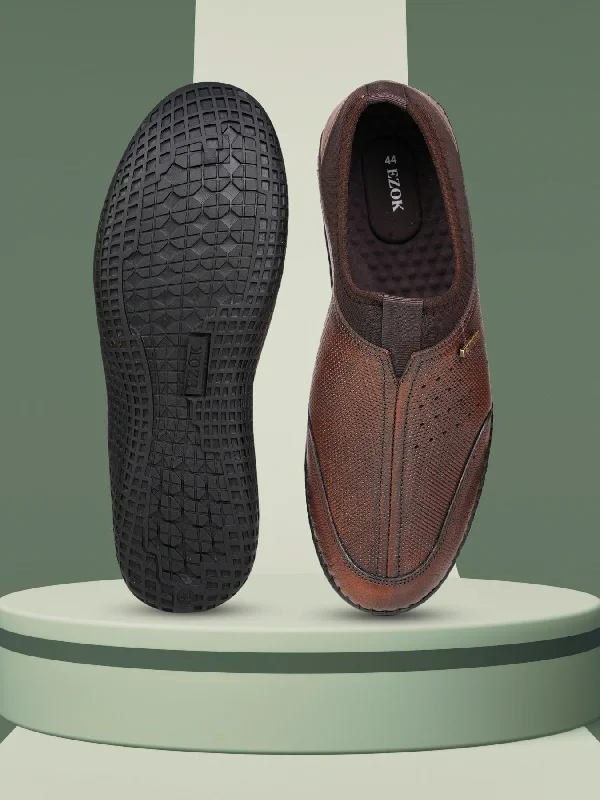 Men's casual sneakers with a mesh upper Ezok Men's Leather Slip-On Casual Shoes - Effortless Style & Comfort Men's casual sneakers with a mesh upper Ezok Men's Leather Slip-On Casual Shoes - Effortless Style & Comfort