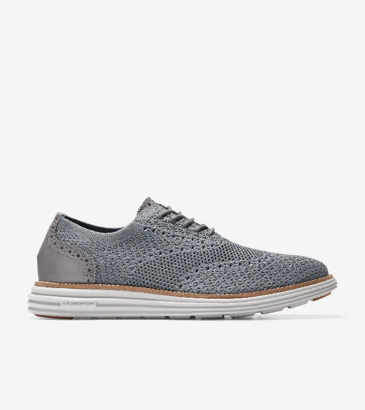 Men's formal shoes with a wingtip design Men's ØriginalGrand Remastered Oxfords
