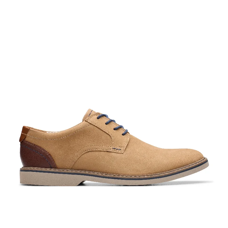 Men's formal shoes with a polished shine Men's formal shoes with a polished shine Clarks Radcliff Low in Brown Nubuck Men's formal shoes with a polished shine Men's formal shoes with a polished shine Clarks Radcliff Low in Brown Nubuck