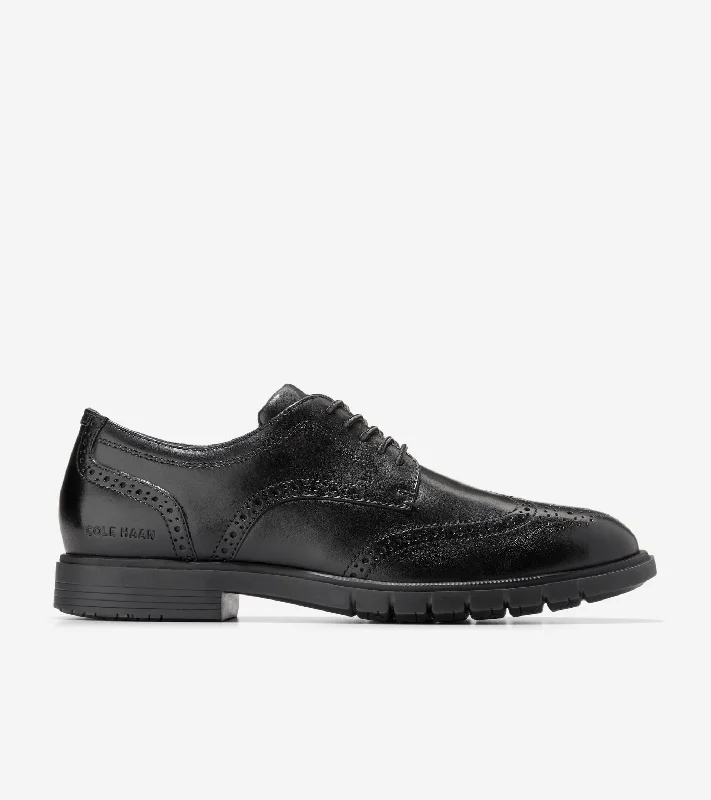 Men's formal shoes with a wingtip design Men's GrandFlex Dress Wingtip Oxfords