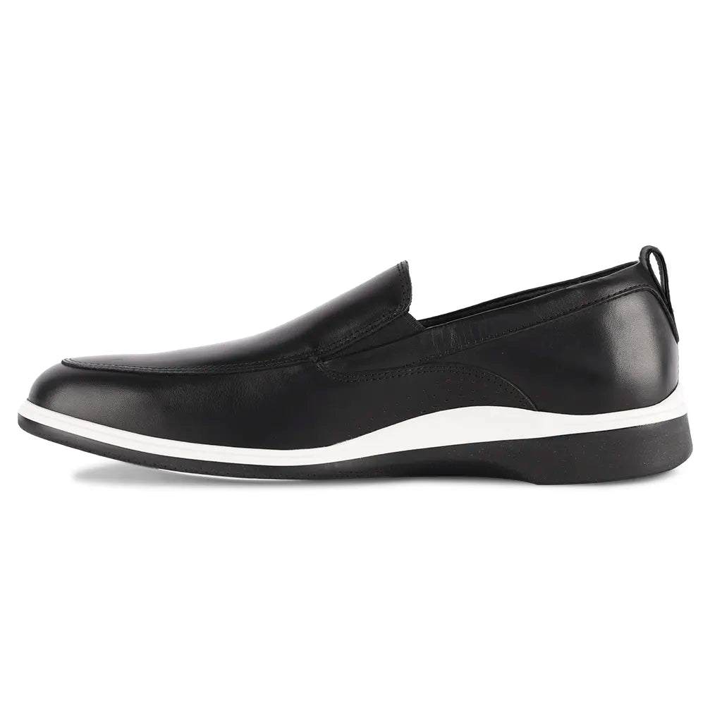 Men's formal shoes with a wingtip design Men's formal shoes with a wingtip design The Slip-On (Onyx) Men's formal shoes with a wingtip design Men's formal shoes with a wingtip design The Slip-On (Onyx)