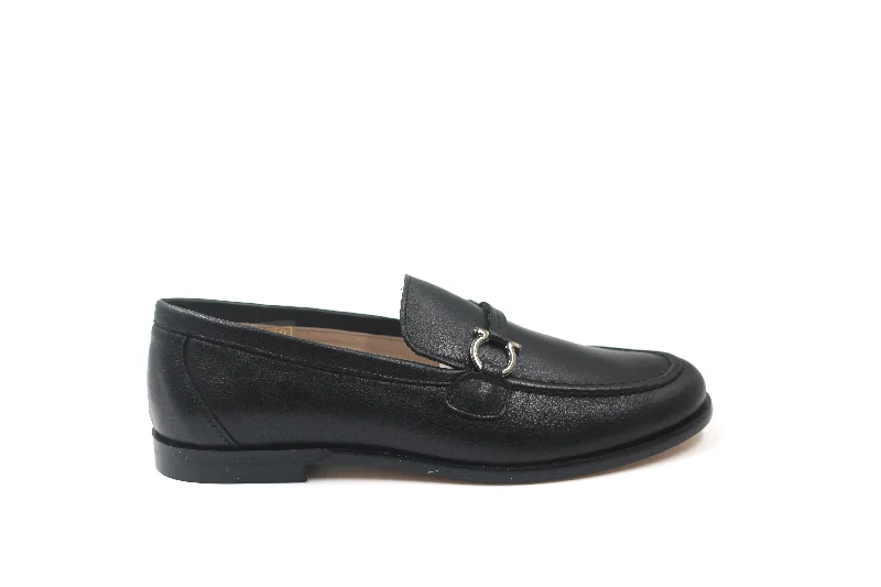 Men's formal shoes with a rubber heel cap for durability Men's formal shoes with a rubber heel cap for durability Gravitas Black Leather Loafer