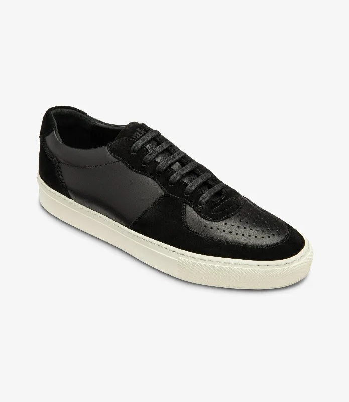Men's casual shoes with a thick sole for added height LOAKE Rush - Sneakers - Black Suede Men's casual shoes with a thick sole for added height LOAKE Rush - Sneakers - Black Suede