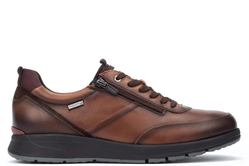 Men's casual sneakers with a mesh upper PIKOLINOS - M1W-6262C2 - CORDOBA