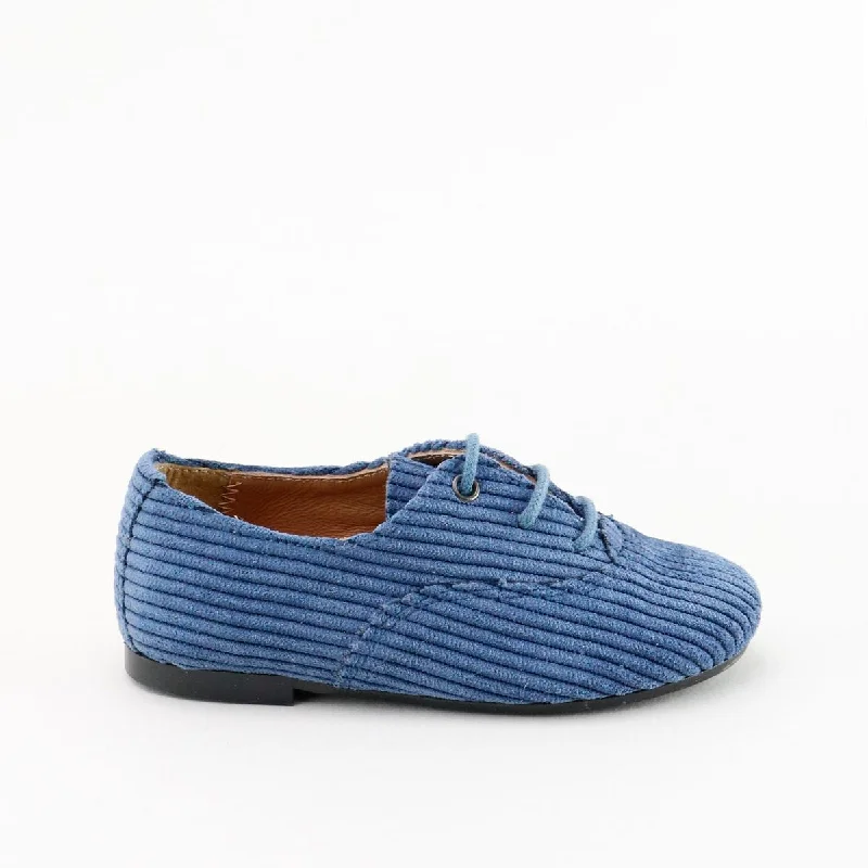 Men's formal shoes with a contrast stitching detail Men's formal shoes with a contrast stitching detail Papanatas Blue Corduroy Oxford Men's formal shoes with a contrast stitching detail Men's formal shoes with a contrast stitching detail Papanatas Blue Corduroy Oxford
