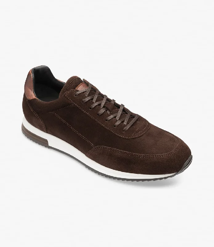 Men's casual sneakers with a mesh upper LOAKE Bannister - Leather Sneakers - Dark Brown Suede Men's casual sneakers with a mesh upper LOAKE Bannister - Leather Sneakers - Dark Brown Suede