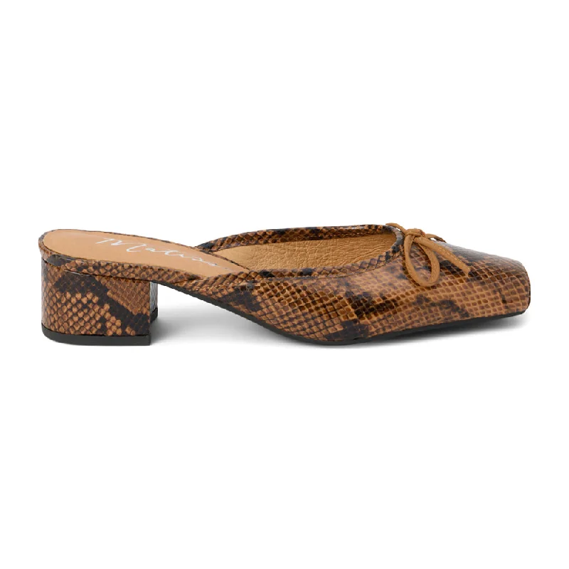 Men's formal shoes with a rubber heel cap for durability Men's formal shoes with a rubber heel cap for durability Basilio Snake Square Toe Block Heel Mules