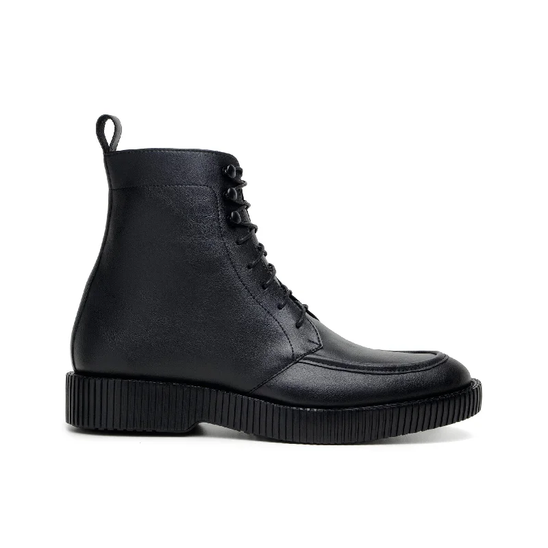 Men's formal shoes with a contrast stitching detail Men's formal shoes with a contrast stitching detail 'Regis' men's creeper sole lace-up boot in vegan leather by Zette Shoes - black Men's formal shoes with a contrast stitching detail Men's formal shoes with a contrast stitching detail 'Regis' men's creeper sole lace-up boot in vegan leather by Zette Shoes - black